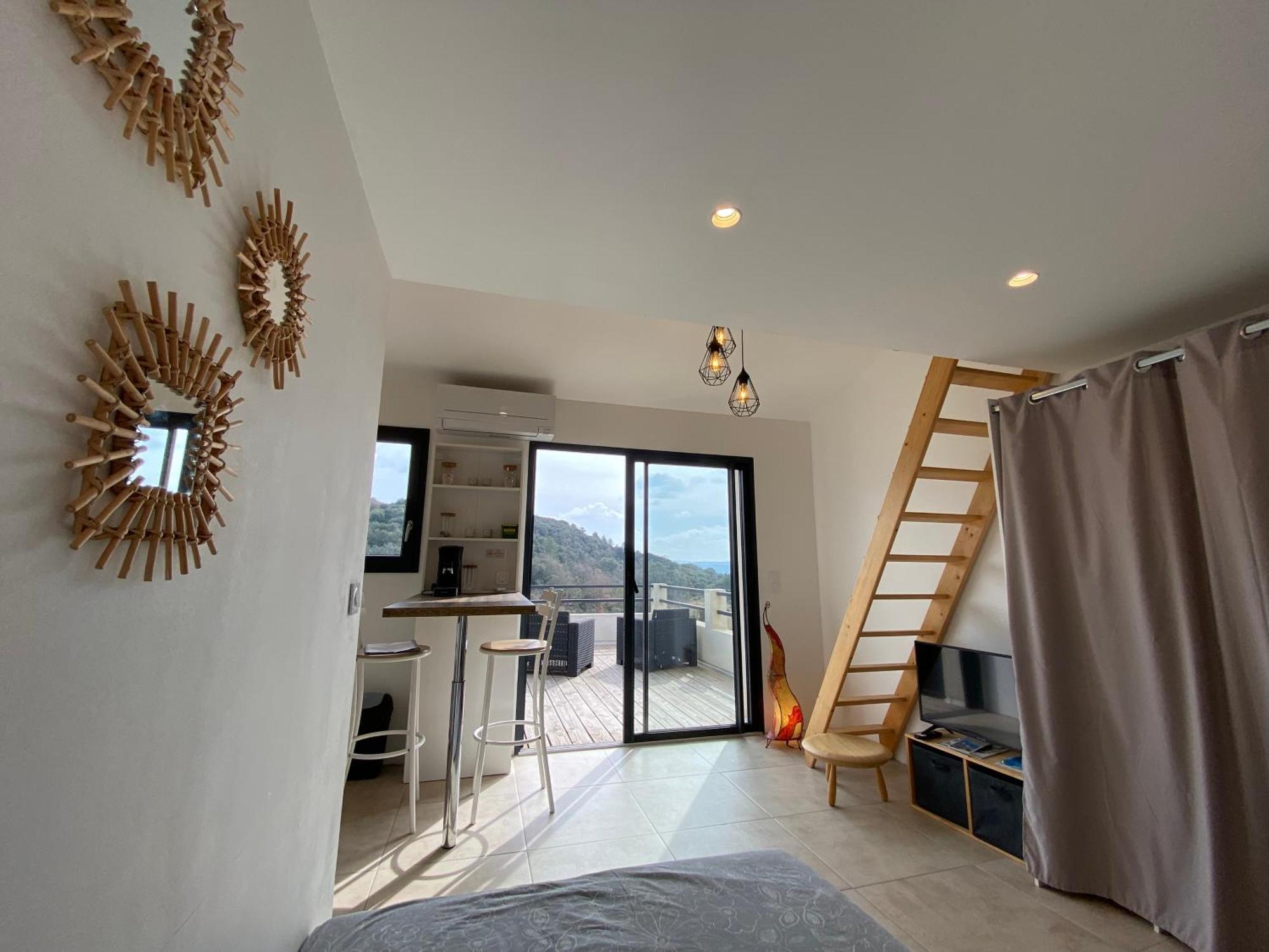 Studio Au Calme, Grande Terrasse Avec Vue Vallee Ginasservis Eksteriør billede