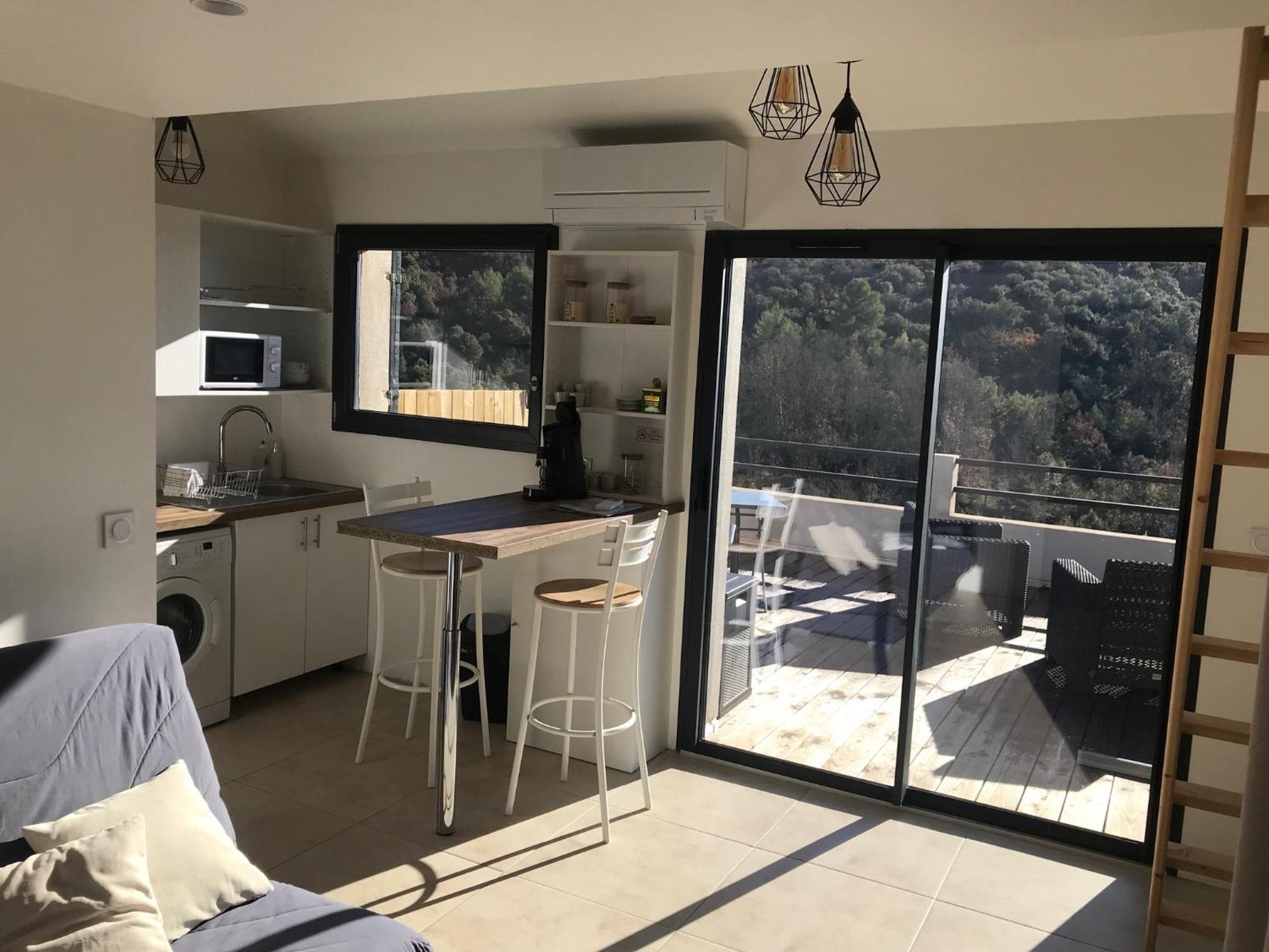 Studio Au Calme, Grande Terrasse Avec Vue Vallee Ginasservis Eksteriør billede