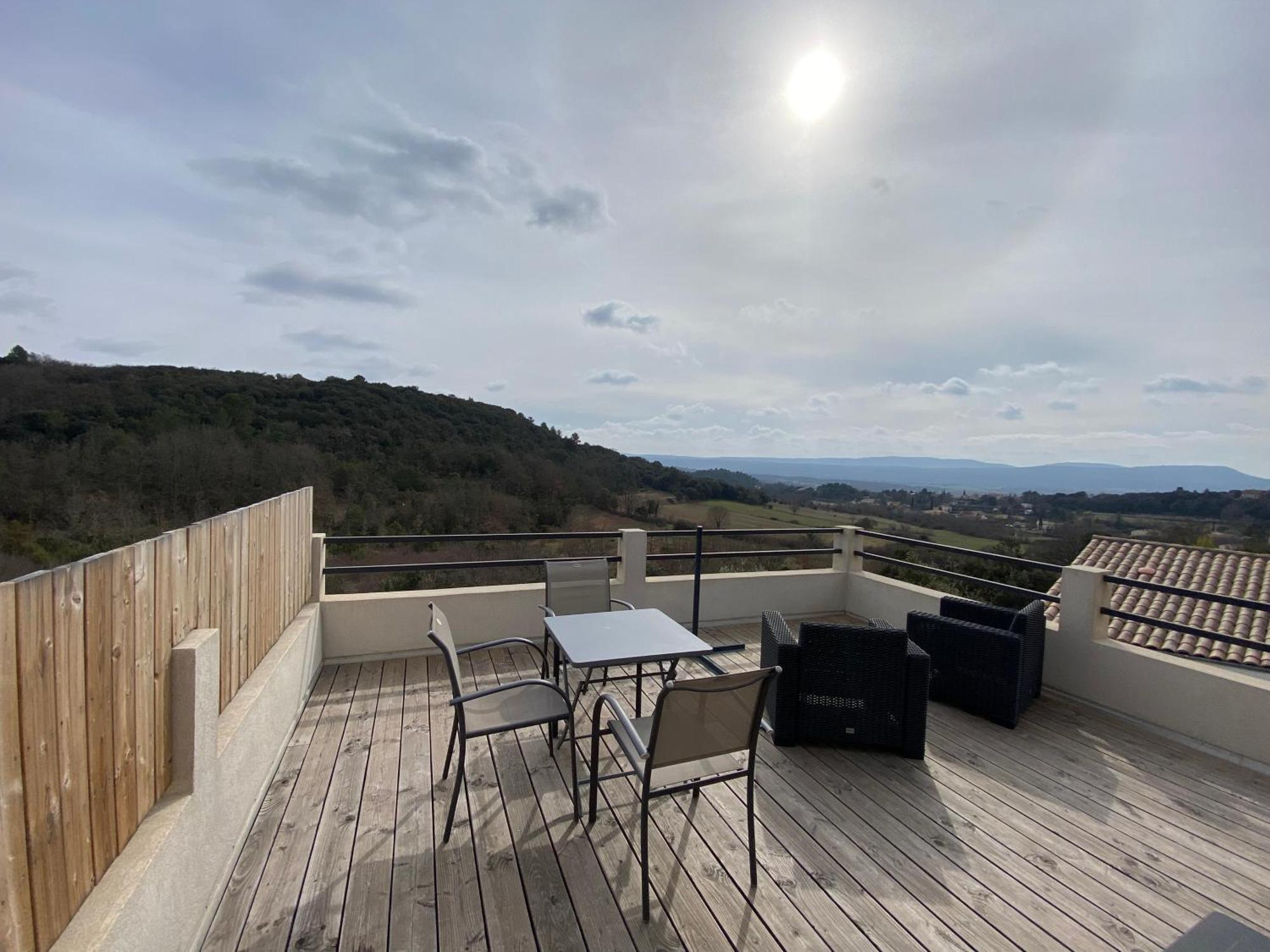 Studio Au Calme, Grande Terrasse Avec Vue Vallee Ginasservis Eksteriør billede